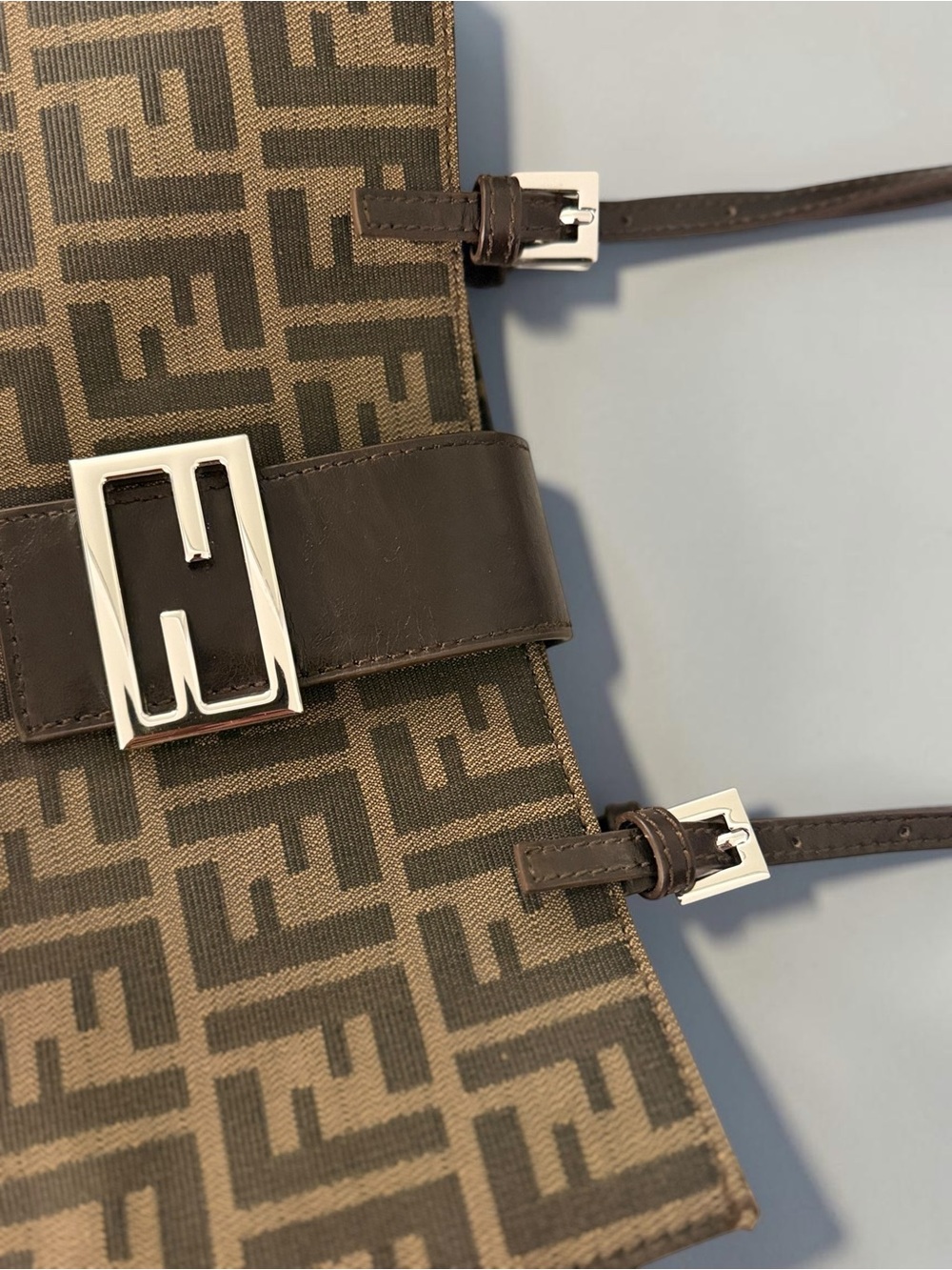 Fendi Brown Zucca FF-Logo Tote with Silver Buckle - Picture 3 of 13